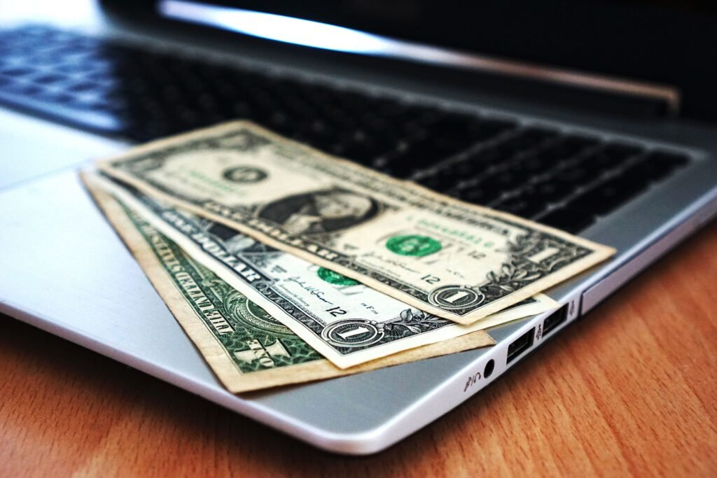 How to Start a Small Online Business and Make Money